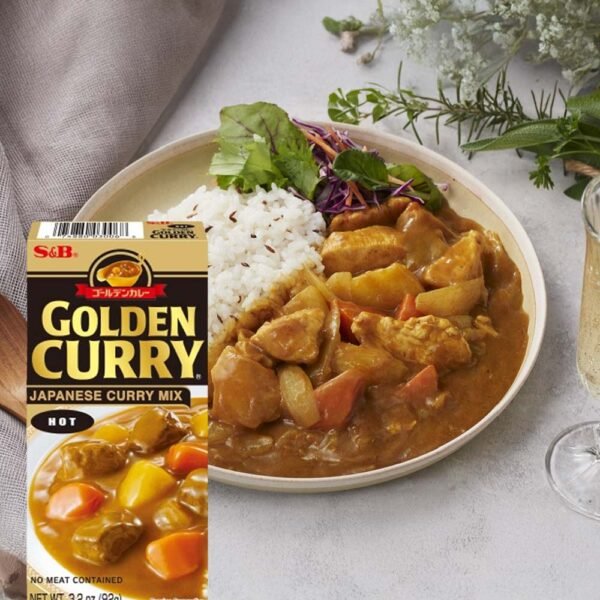 S&B Japanese Golden Curry Hot Sauce Mix 92g - Image 2